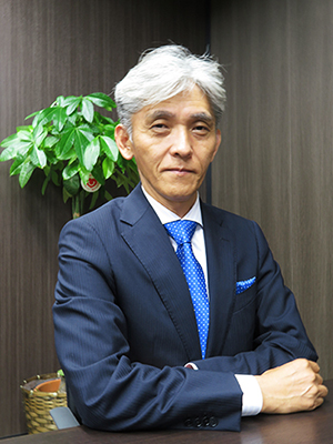 代表取締役社長：塩田　保